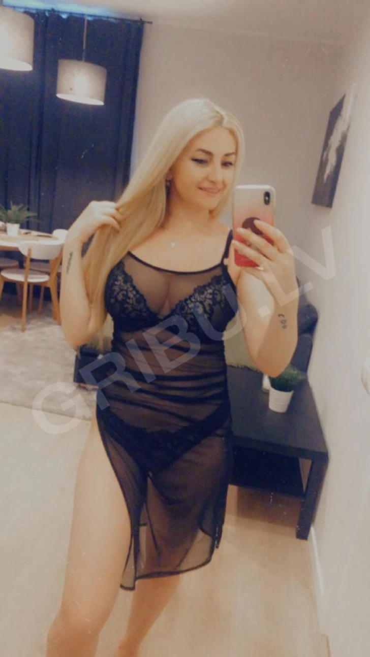 Vaness10 💋Phone 20343646 ☎️(6839917) 2