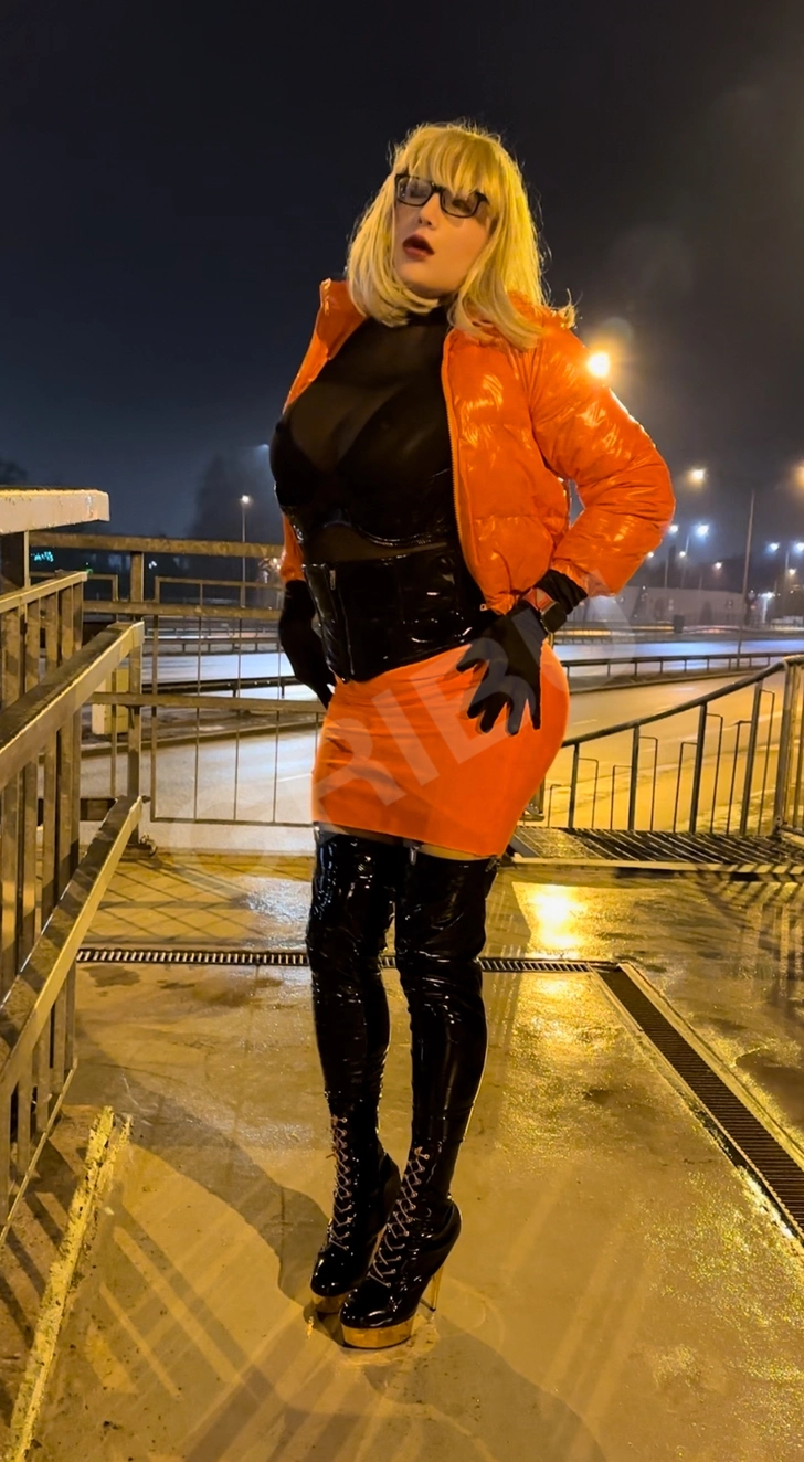 Sludinājumu (8385804) - LatexDoll69 2