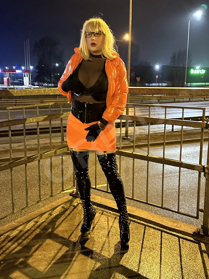 Sludinājumu (8385804) - LatexDoll69 1