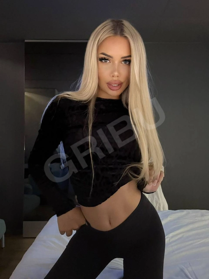 YourFavBlondie 💋Phone 26088856 ☎️(8666072) 4
