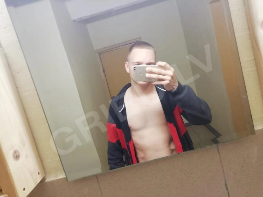 NiksDitmanissss4261156