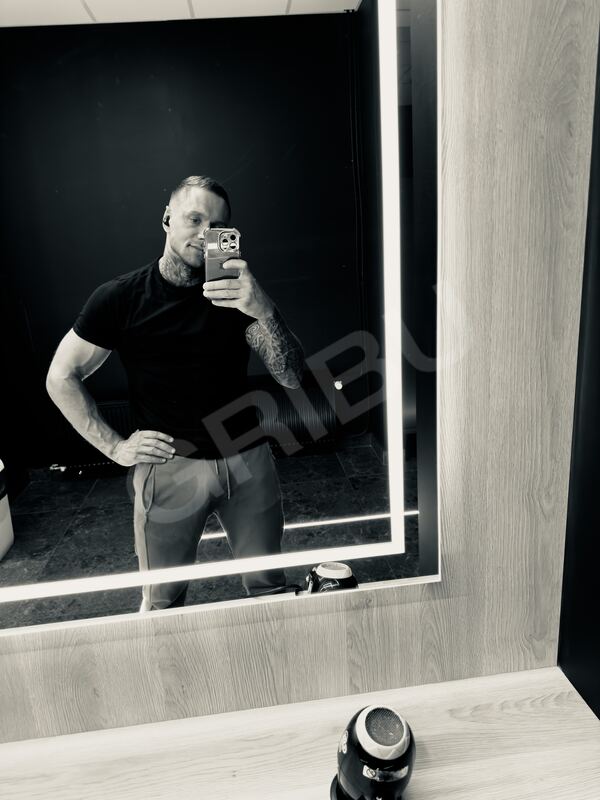 tomsfit16268865
