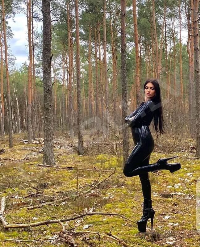 Daniela19964015813