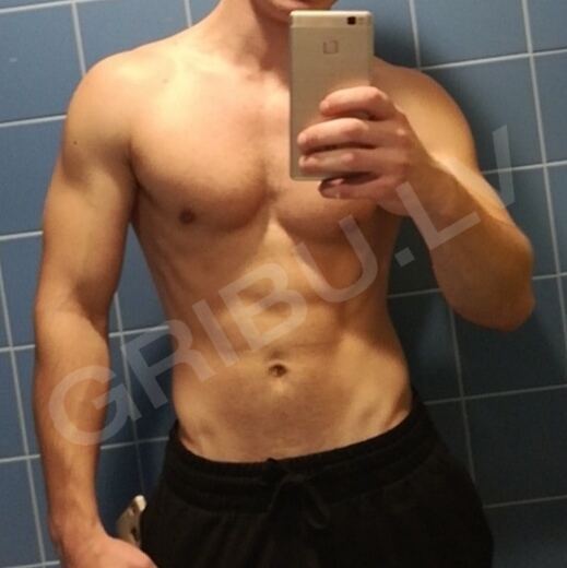 Aleksandrs881828974