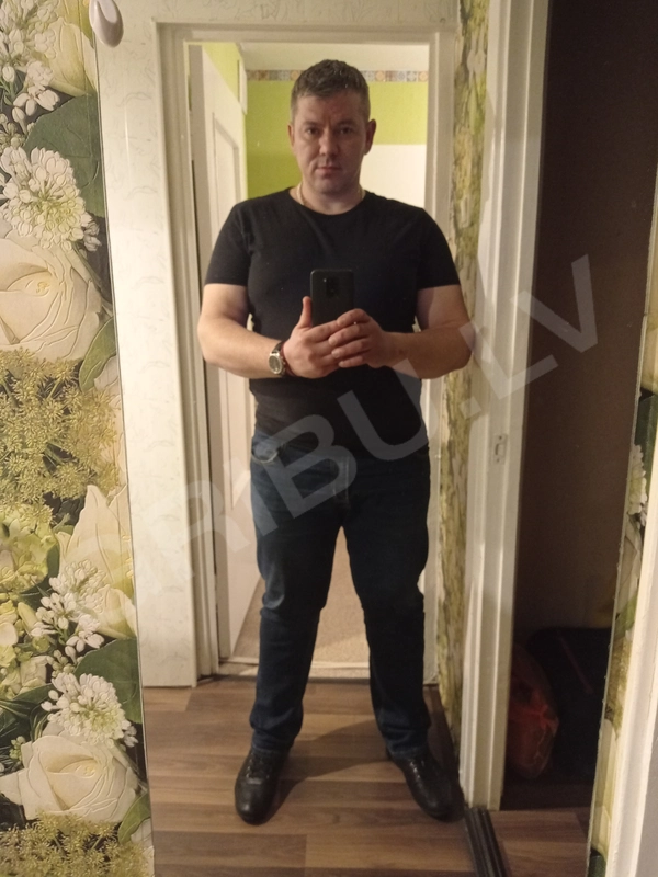 Unique3105818
