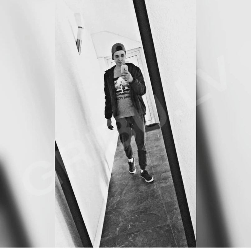 Boy11004414687