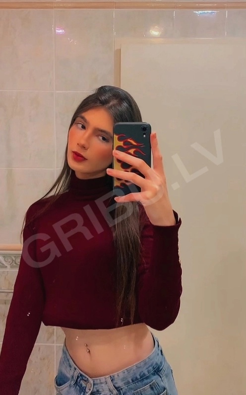 Emiliehayar3151655