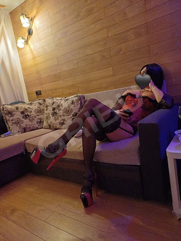 KinkycoupleLV4464626