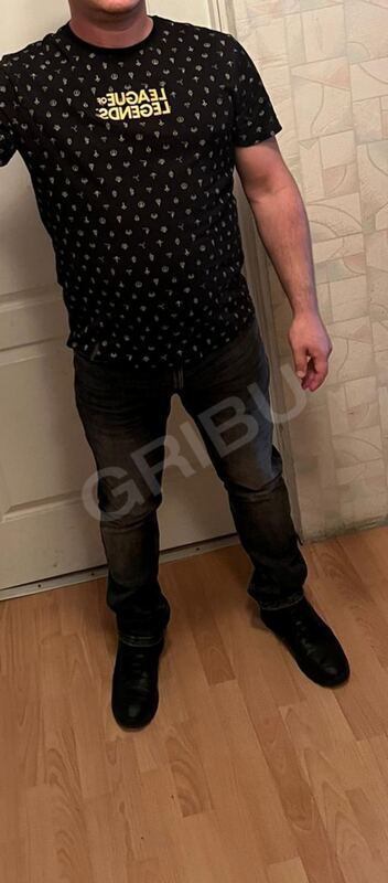 Discreetman6056194