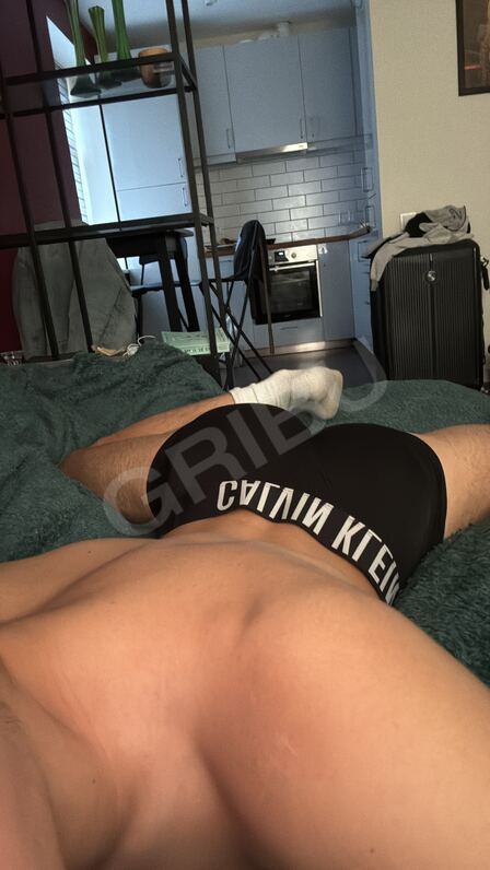 Pla09boi6270846