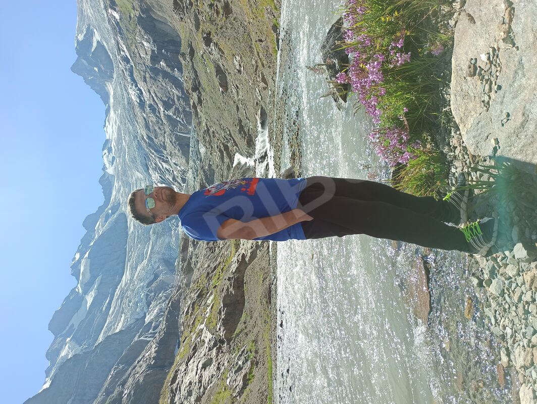 Mrak4420989