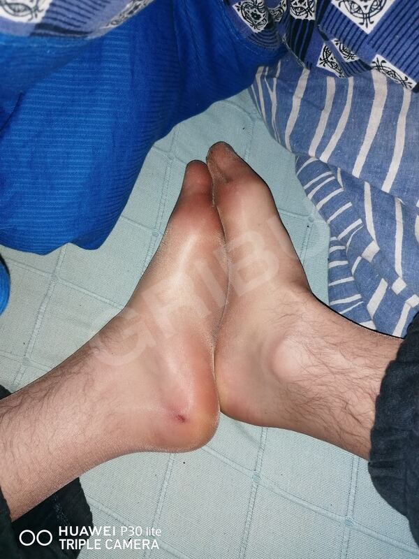 NylonBoyfeet4399128