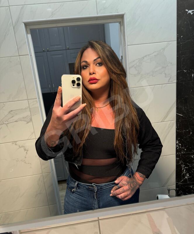 Bellatransexual4935829