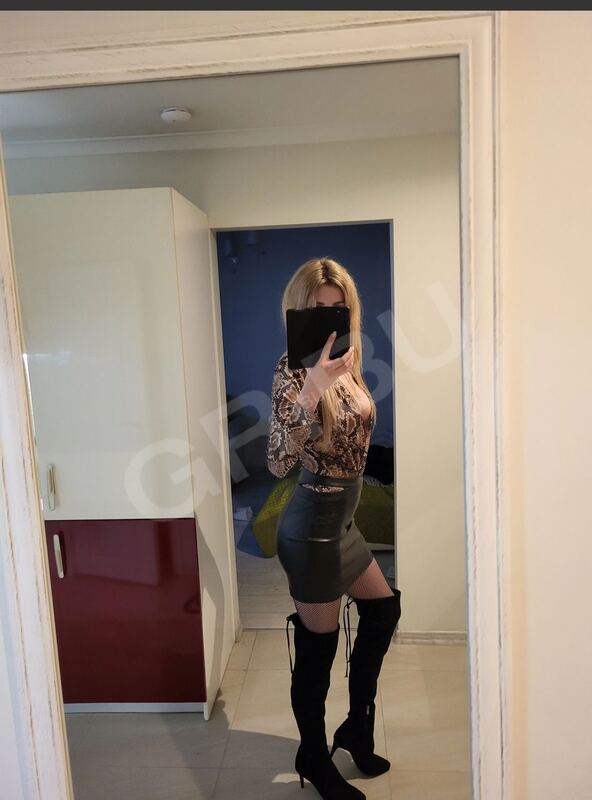 Natalie295143951