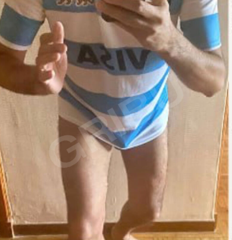 Latino505906233