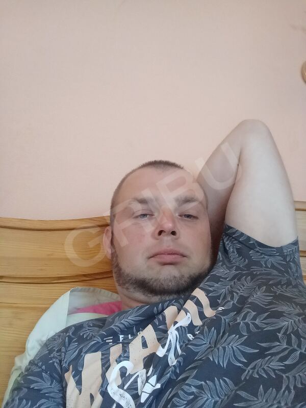Artis2225990188