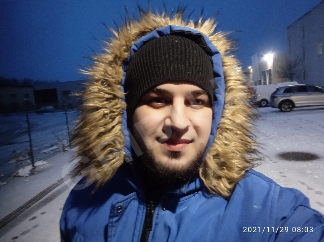 Leeo1148867