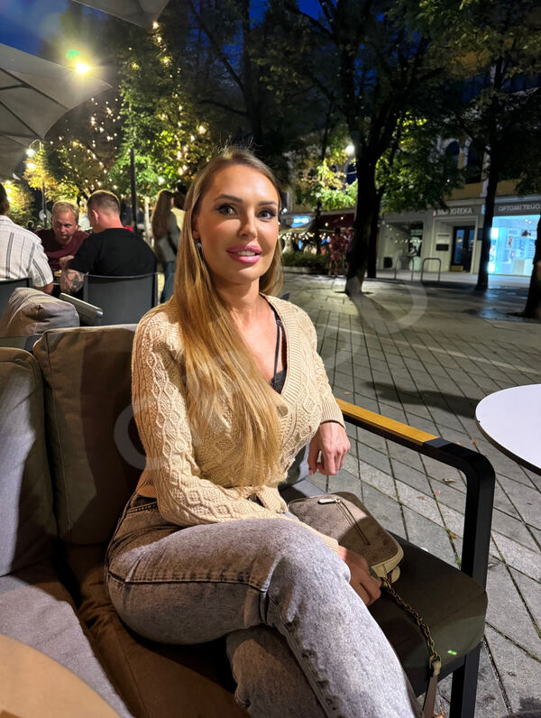 SexyLina5925519