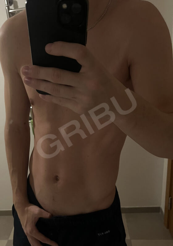 Fij1g4260756
