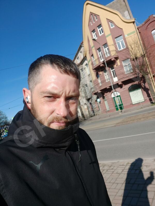 Anoh2281818408