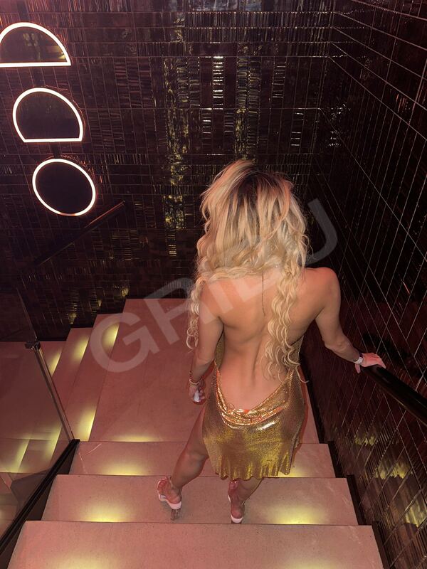 nicole194443807