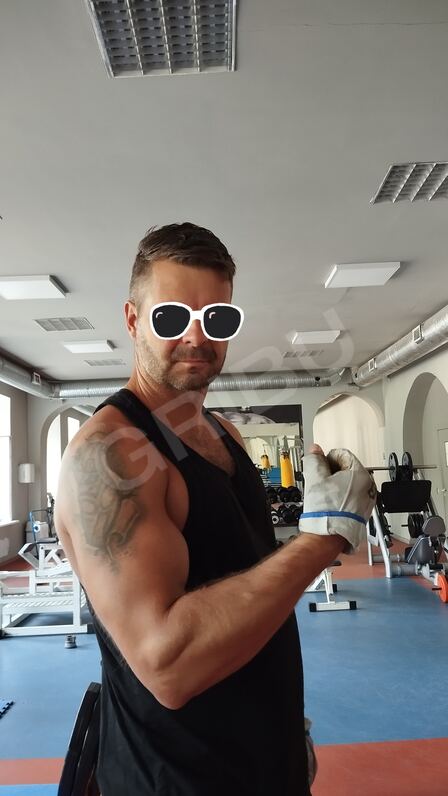 Klaus76227136