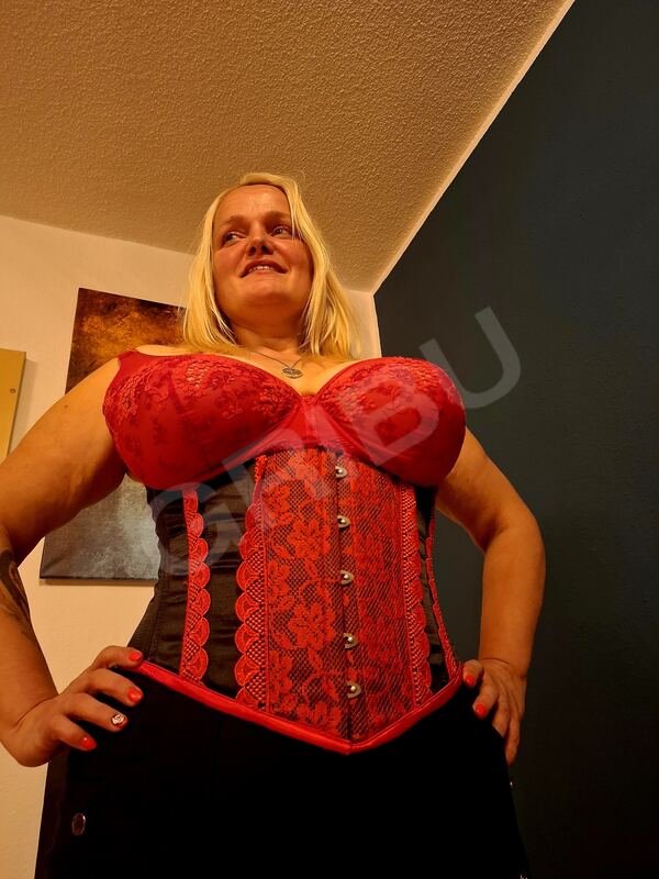 Kinkyy6259696