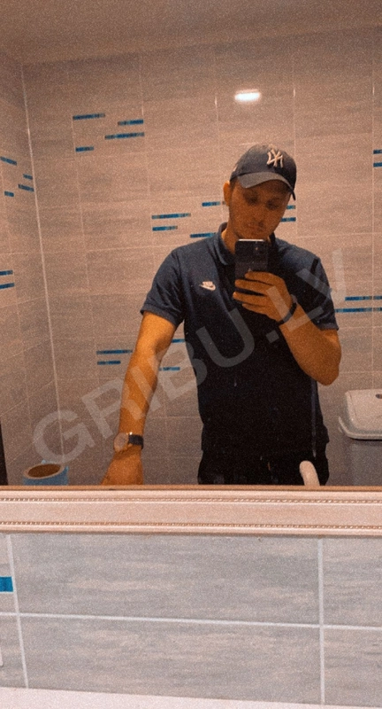 Lucius2237894