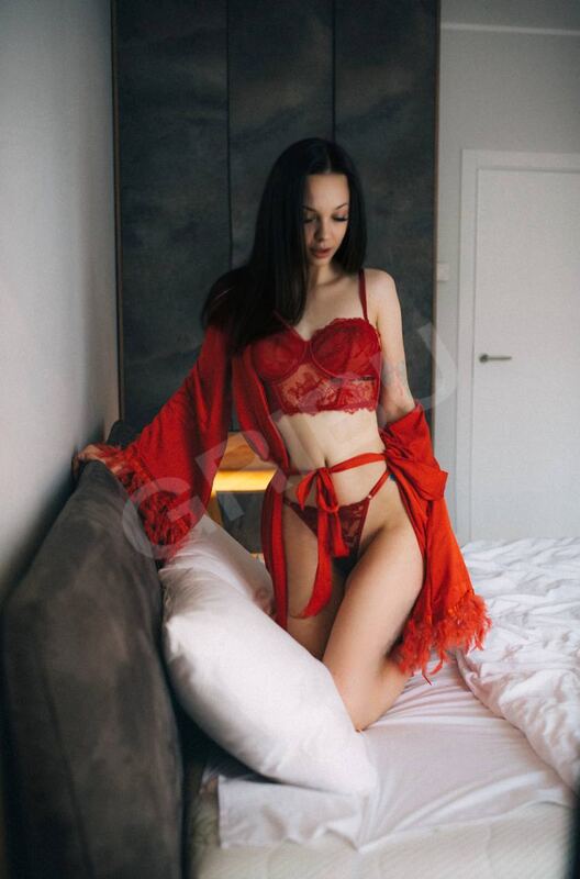 Arina026140173