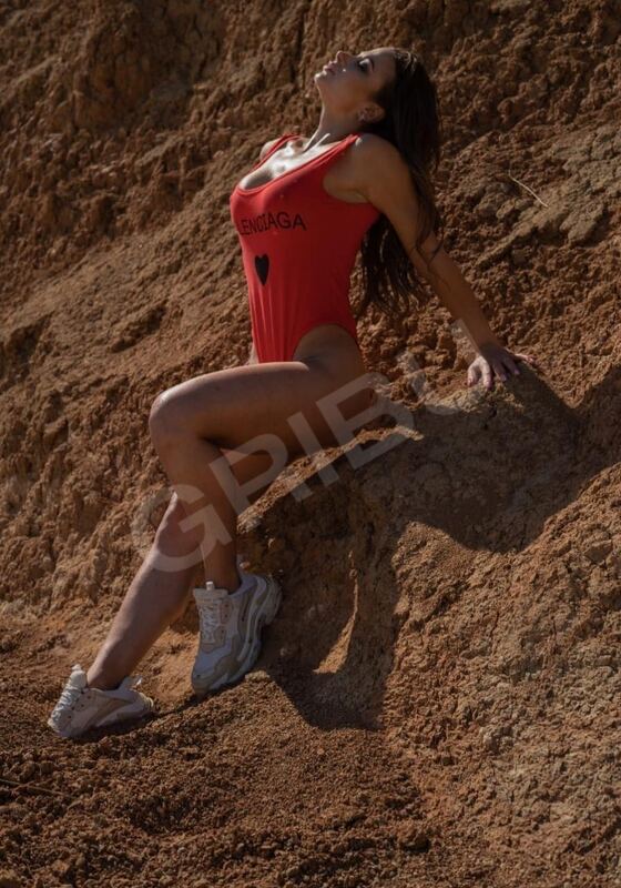 SophieHony5171844