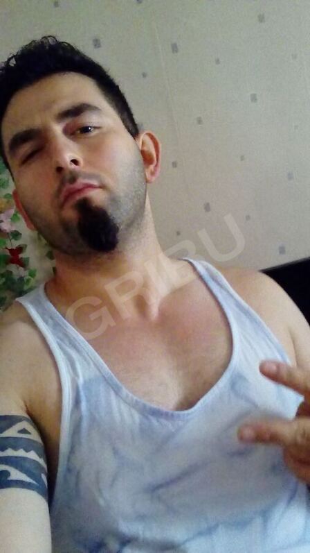 Strav0s6270445