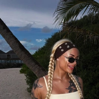 YourFavBlondie