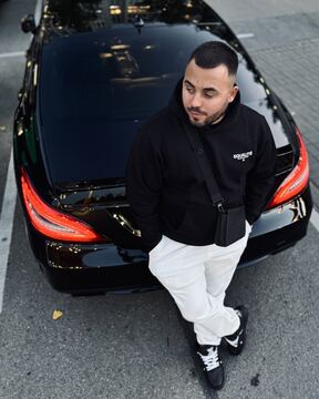AD