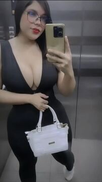 Nina25